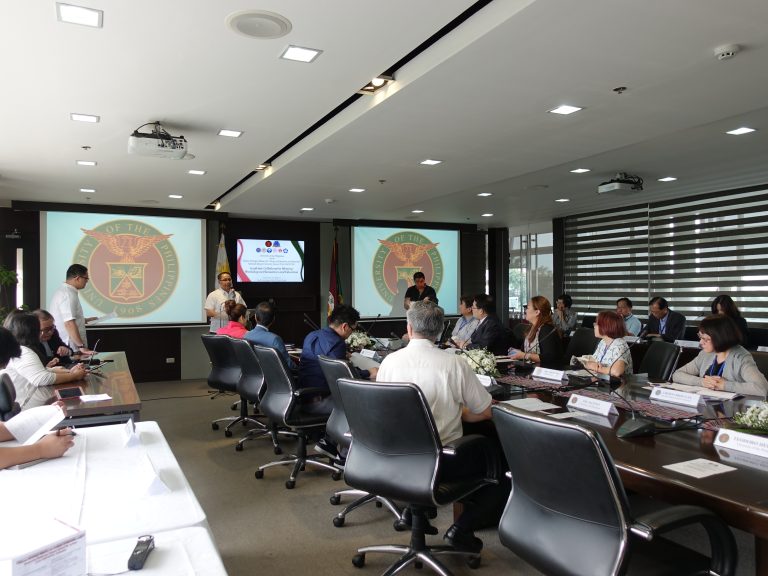 Delegates from the “New South Bound Policy” Project and TEA visited the University of the Philippines (UP)—the best university in the Philippines—in November, 2017. A memorandum of understanding on transnational academic exchange and cooperation was signed in order to establish a long-lasting and reciprocal cooperation channel for scholars from both countries.